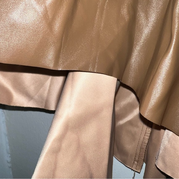 Pleather Fanned Out Skirt with Strings - Picture 5 of 5